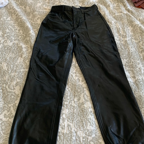 Abercrombie curve love 90’s straight ultra high rise vegan leather pants - Picture 1 of 4